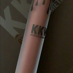 NWT “TWINNING” VELVET KYLIE COSMETICS X KKW BEAUTY